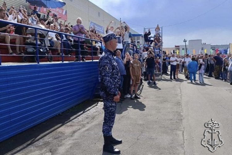 Росгвардия Омской области рассказала о службе на спортивном празднике "Королева спорта"