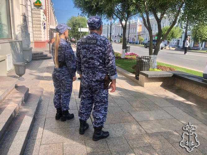 Росгвардейцы обеспечивают правопорядок  во время проведения  массовых мероприятий в Омске