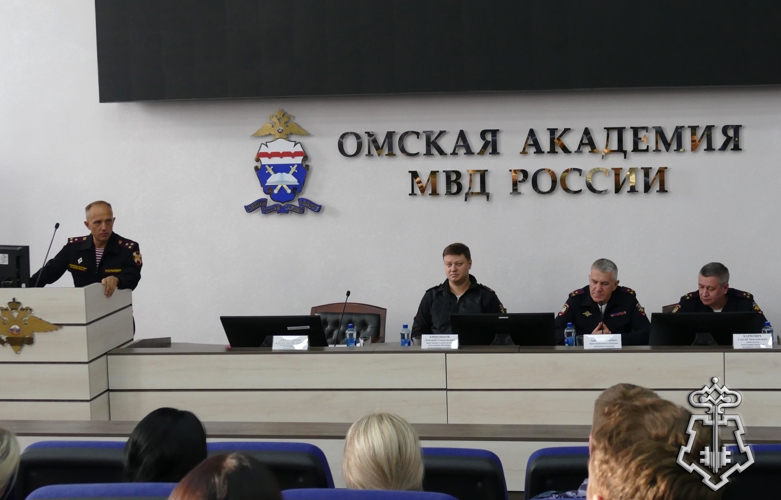 Руководство ТУ Росгвардии встретилось со слушателями Омской Академии МВД России