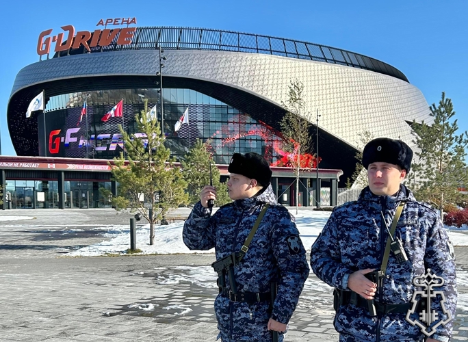 Росгвардейцы приняли участие в обеспечении правопорядка при проведении массовых мероприятий в Омске и Омской области