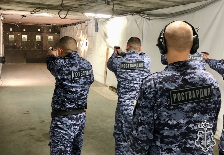 В Омске прошли стрелковые соревнования среди сотрудников вневедомственной охраны Росгвардии
