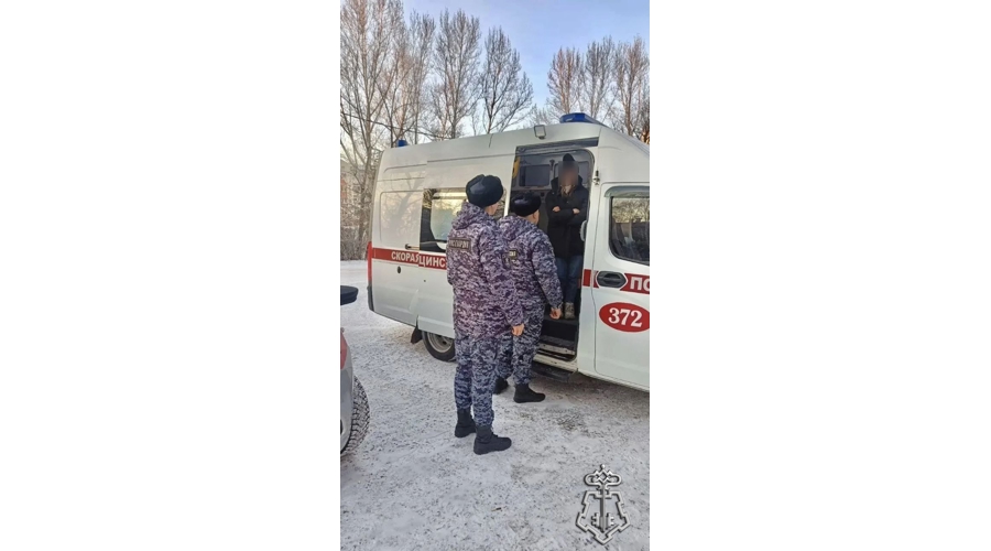 Сотрудники Росгвардии спасли девушку от необдуманного поступка в Омске