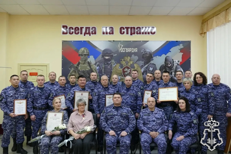 В Управлении Росгвардии по Омской области подвели итоги 2025 года и вручили награды отличившимся росгвардейцам