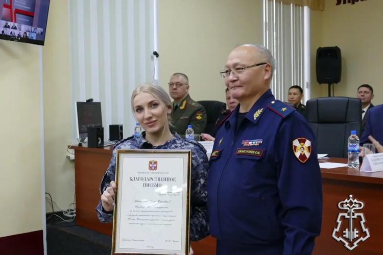 В Управлении Росгвардии по Омской области подвели итоги 2025 года и вручили награды отличившимся росгвардейцам