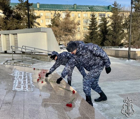 Сотрудники Росгвардии приняли участие в мероприятиях, посвященных Дню Героев Отечества в Омске.