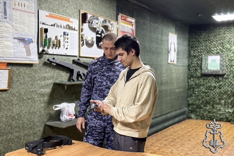 Управление вневедомственной охраны вновь приняло студентов омской академии на день открытых дверей