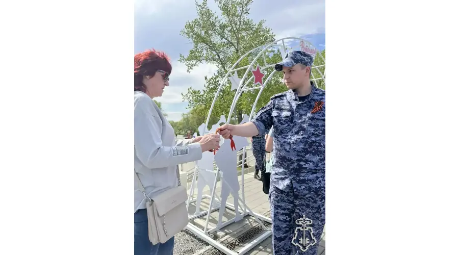 В Омске и Омской области росгвардейцы приняли участие во всероссийских патриотических акциях, посвященных Дню Великой Победы