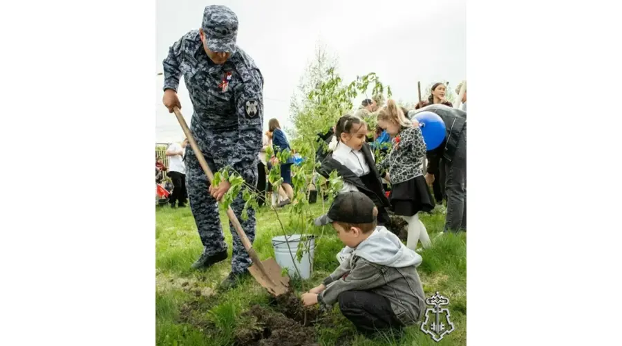 В Омске и Омской области росгвардейцы приняли участие во всероссийских патриотических акциях, посвященных Дню Великой Победы
