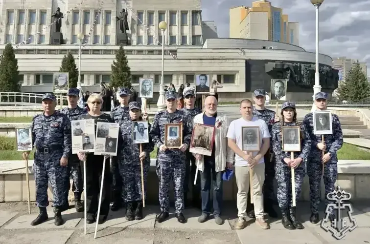 Сотрудники вневедомственной охраны Управления Росгвардии по Омской области приняли участие во всероссийской акции «Бессмертный полк»