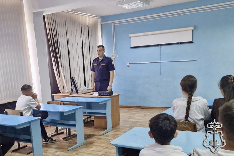 Росгвардия провела разъяснительную беседу для школьников в Омской области