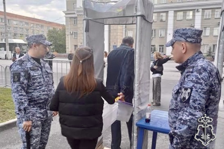 Росгвардейцы приняли участие в массовом заезде «ВелоОмск — 2026» и обеспечили общественный порядок во время его проведения