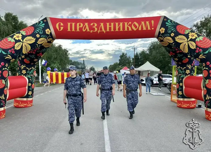 Росгвардейцы провели агитационные мероприятия по приему на службу в Омской области