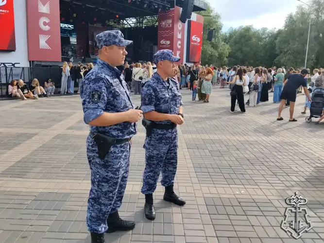 Росгвардейцы обеспечили правопорядок на фестивале «Лето. Вокруг света. Культурный код под открытым небом» в Омске