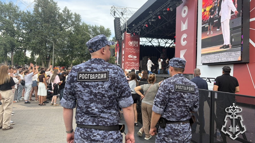 Росгвардейцы обеспечили правопорядок на фестивале «Лето. Вокруг света. Культурный код под открытым небом» в Омске