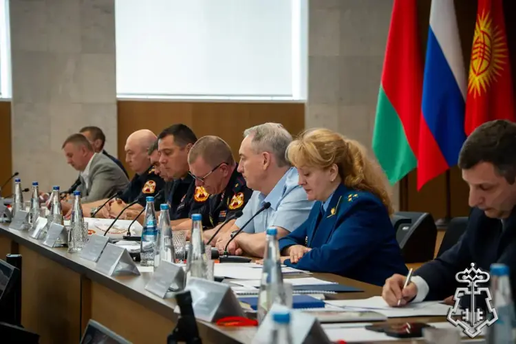 Начальник управления вневедомственной охраны Росгвардии по Омской области принял участие во Всероссийском совещании-семинаре в Нижнем Новгороде (видео)