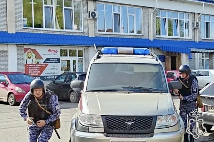 Росгвардейцы приняли участие во всероссийских учениях в образовательных учреждениях Омской области