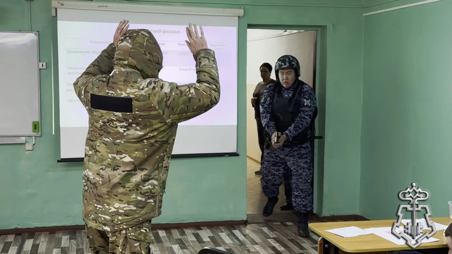 Сотрудники Росгвардии провели профориентационные мероприятия для студентов Омска и Омской области